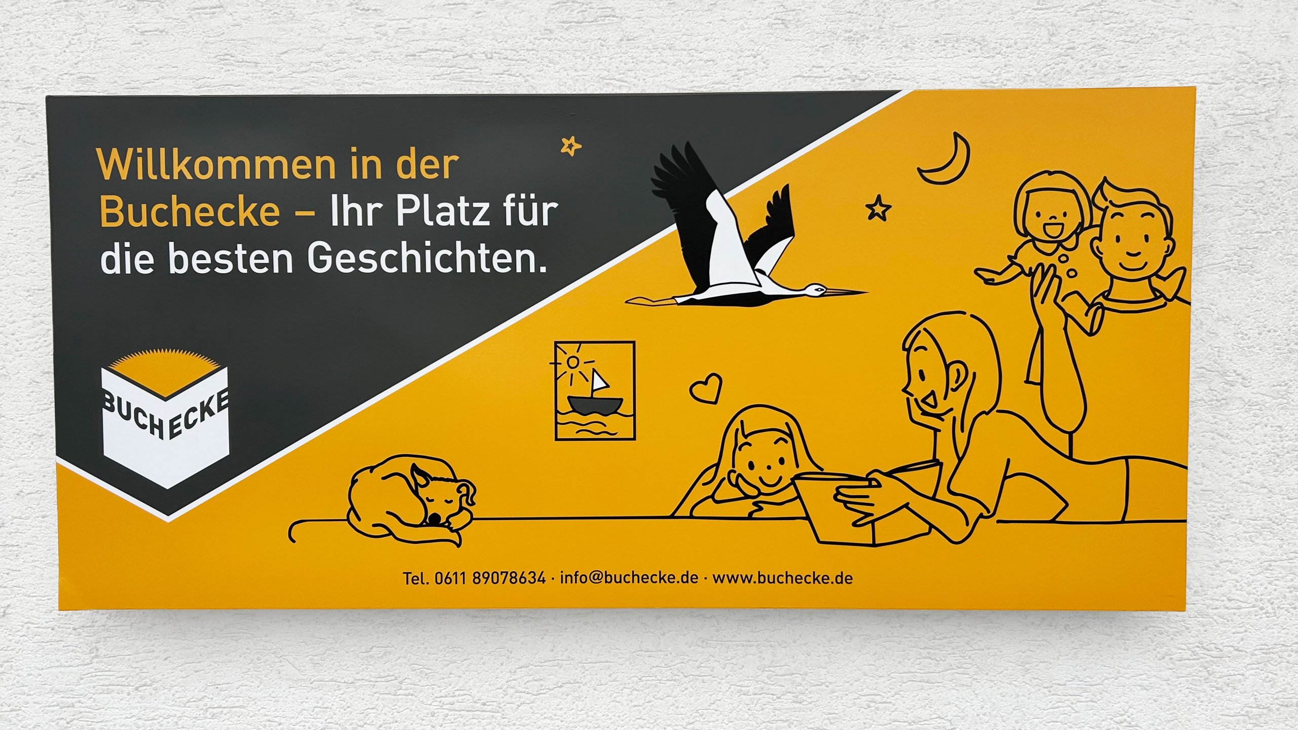 Drei Screenshots, die die markenstarke Webseite zeigen. Klar, stark und durch die Corporate-Farbe Violett modern, frisch.